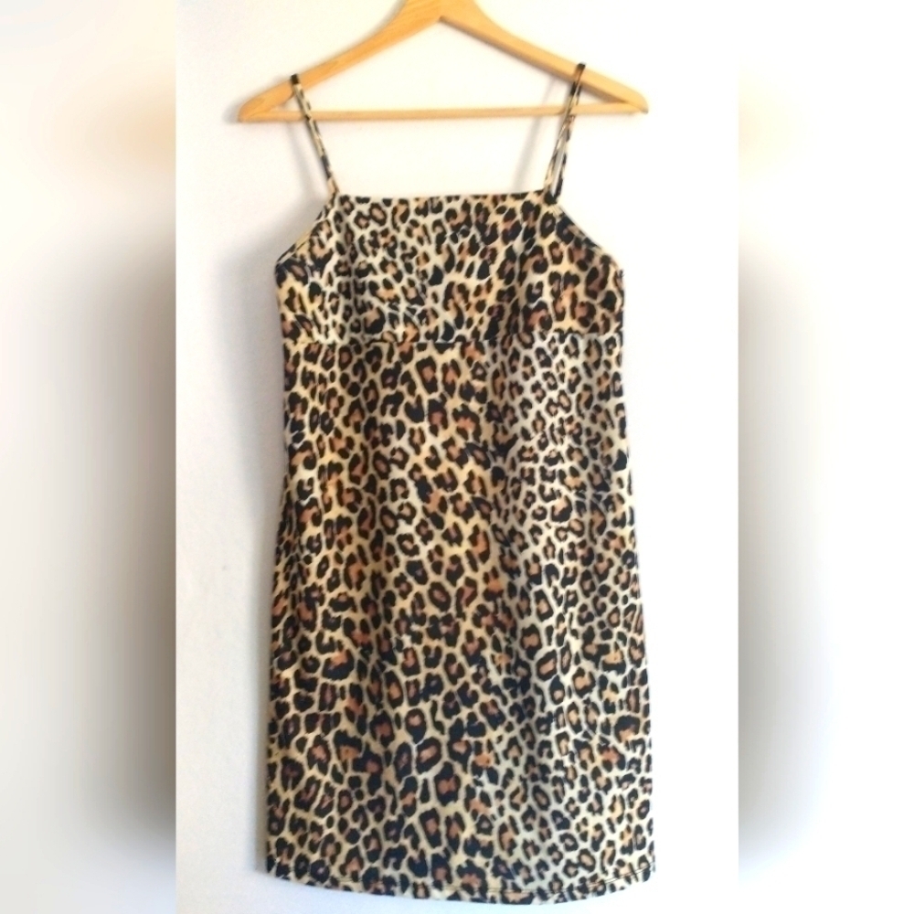 Sexy ZARA Leopard Print Mini Dress Size Small Stretchy